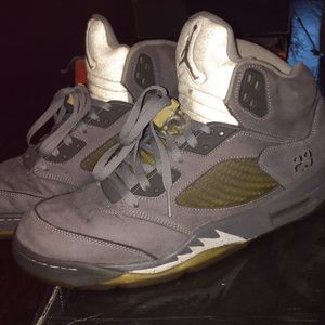 Jordan 5 RETRO “WOLF GREYS”  2011 Release